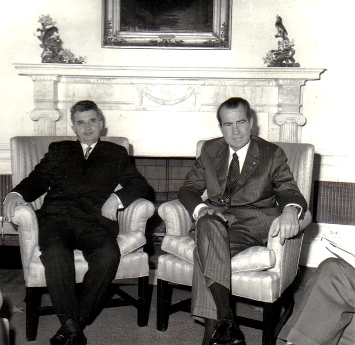 Primirea la Casa Albă a lui Nicolae Ceauşescu de către preşedintele S.U.A., Richard Nixon. (octombrie 1970).