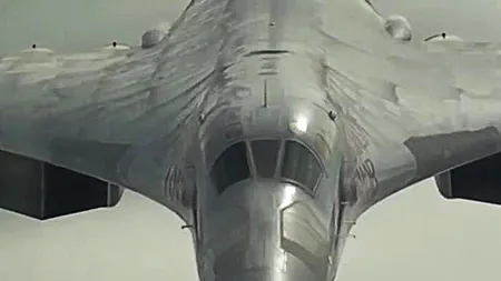 Rusia avansează lansarea noului bombardier strategic Tupolev Tu-160M2