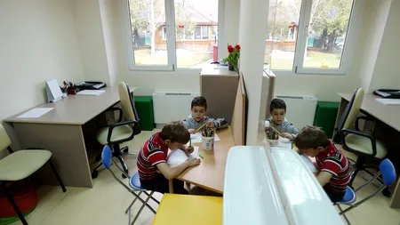 Ziua Internațională de Conștientizare a Autismului: Copilul cu autism nu privește mama în ochi, o 