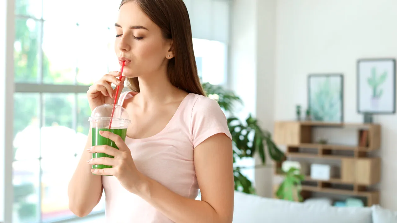 Iată DIETA eficientă pentru slăbire și detoxifiere. Trebuie să consumi acest preparat după mesele îmbelșugate de sărbători