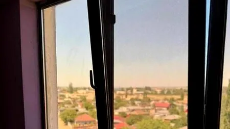 Orașul din România în care o garsonieră de 12 metri pătrați, cu „baie pe hol, dar nu la comun”, se vinde cu 10.000 de euro