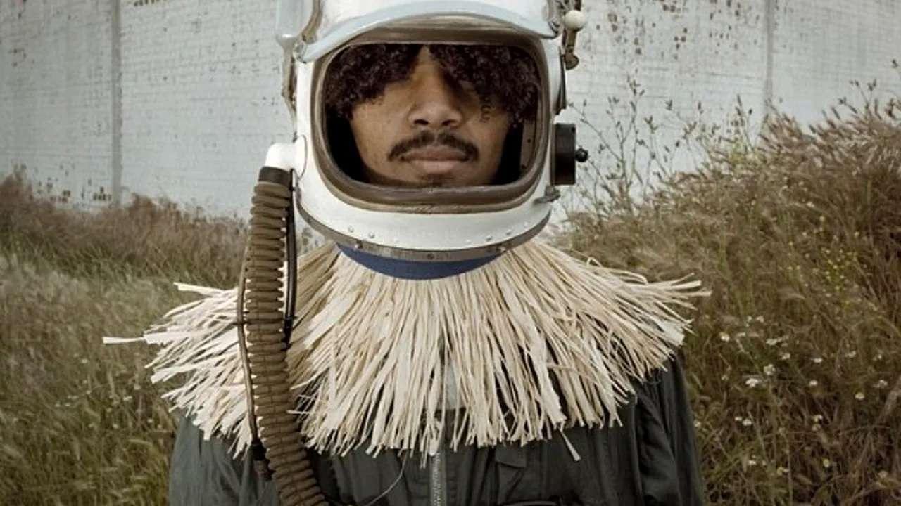 GALERIE FOTO. Cum este ironizat programul spațial din Zambia, care promitea că îl va depăși pe cel american