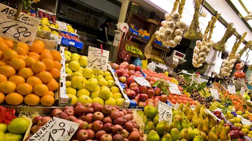Comercianții de legume și fructe, sub lupa ANPC. Au fost date amenzi în valoare de peste 1,5 milioane de lei