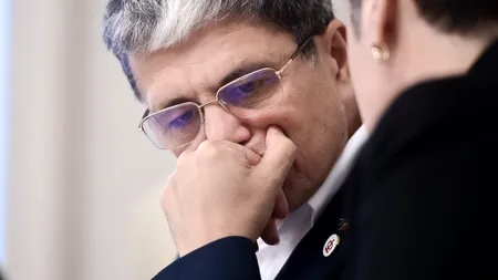 VIDEO | Marcel Boloș, despre cardurile sociale blocate: „Se pot aplica amenzile, care nu sunt deloc de neglijat, pentru că ajung undeva în jurul a 6.500 de lei. Dacă acest fenomen se generalizează, putem introduce şi sancţiuni mai dure”