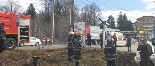 Un nou accident feroviar. Un autoturism a fost lovit de o locomotivă în Dâmbovița
