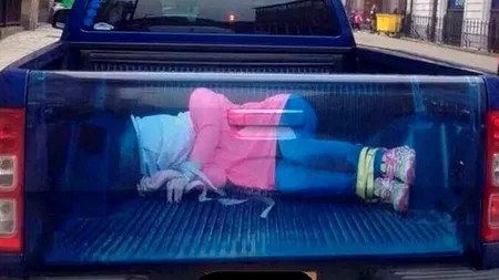 Ce se întâmplă în această imagine. Poliția britanică a intrat în alertă