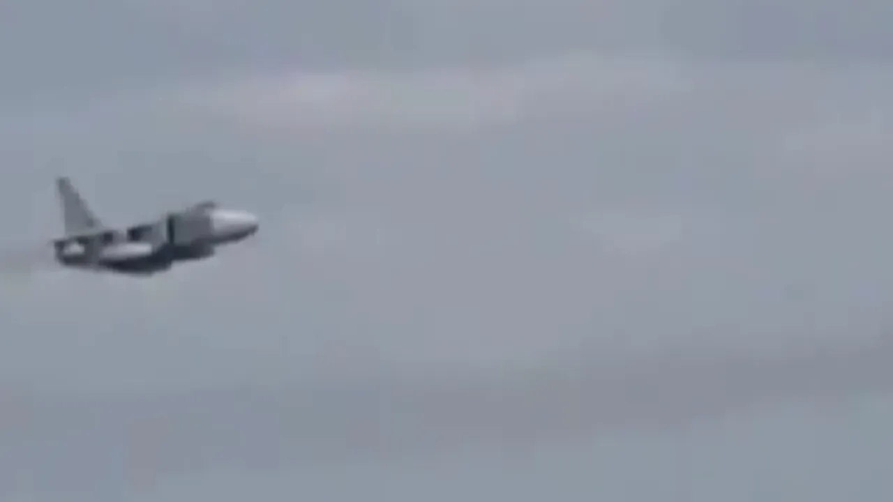 Manevre periculoase în Marea Neagră: Avioane militare ruse au efectuat exerciții cu muniție reală