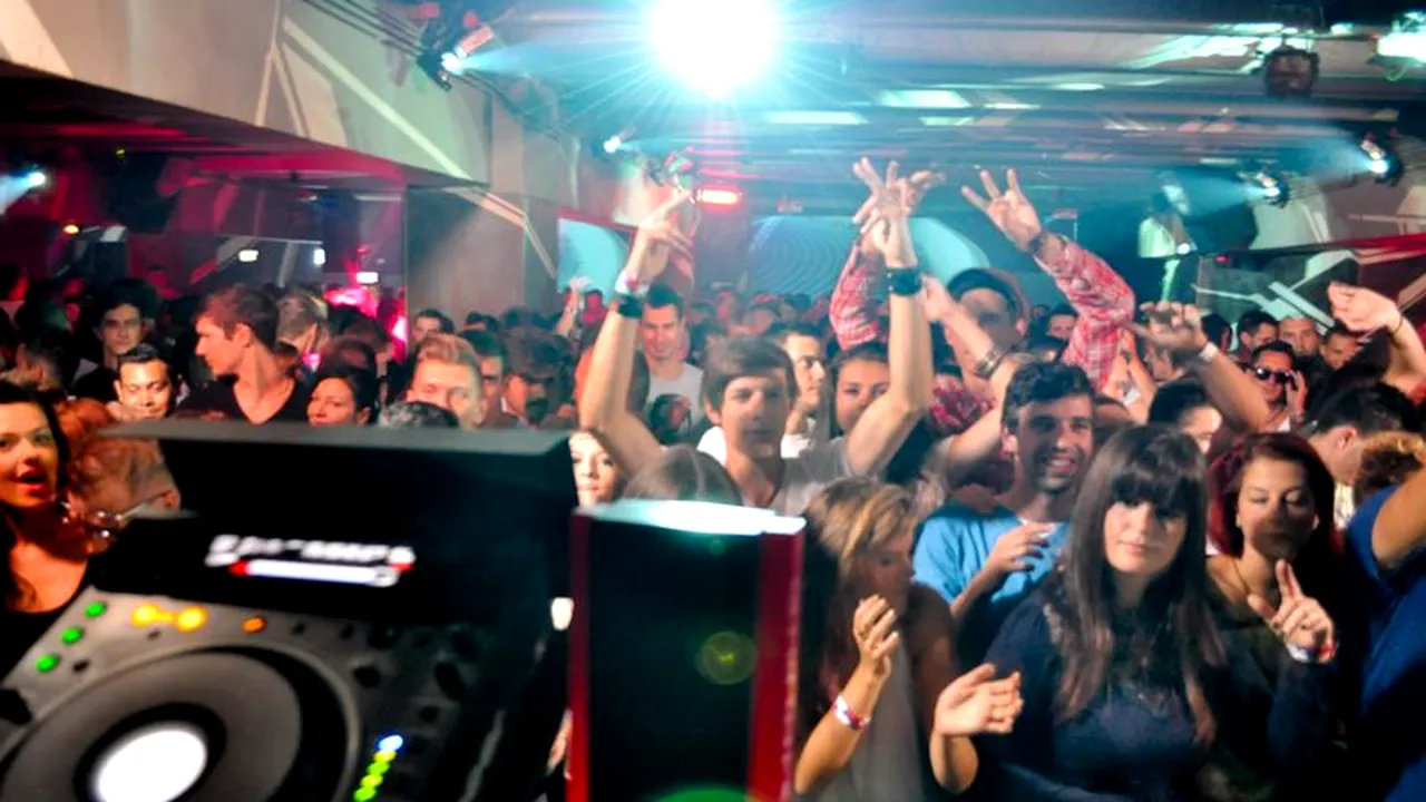 Percheziții la persoane suspectate de trafic de droguri în Cluj. Printre cei verificați, mai mulți DJ de la cluburi din oraș