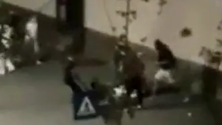 Mai mulți ucraineni s-au bătut ca în filme în fața unui restaurant din București. Poliția s-a sesizat din oficiu