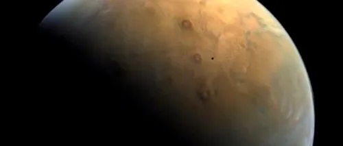 Sonda Al-Amal a transmis prima imagine de pe Marte