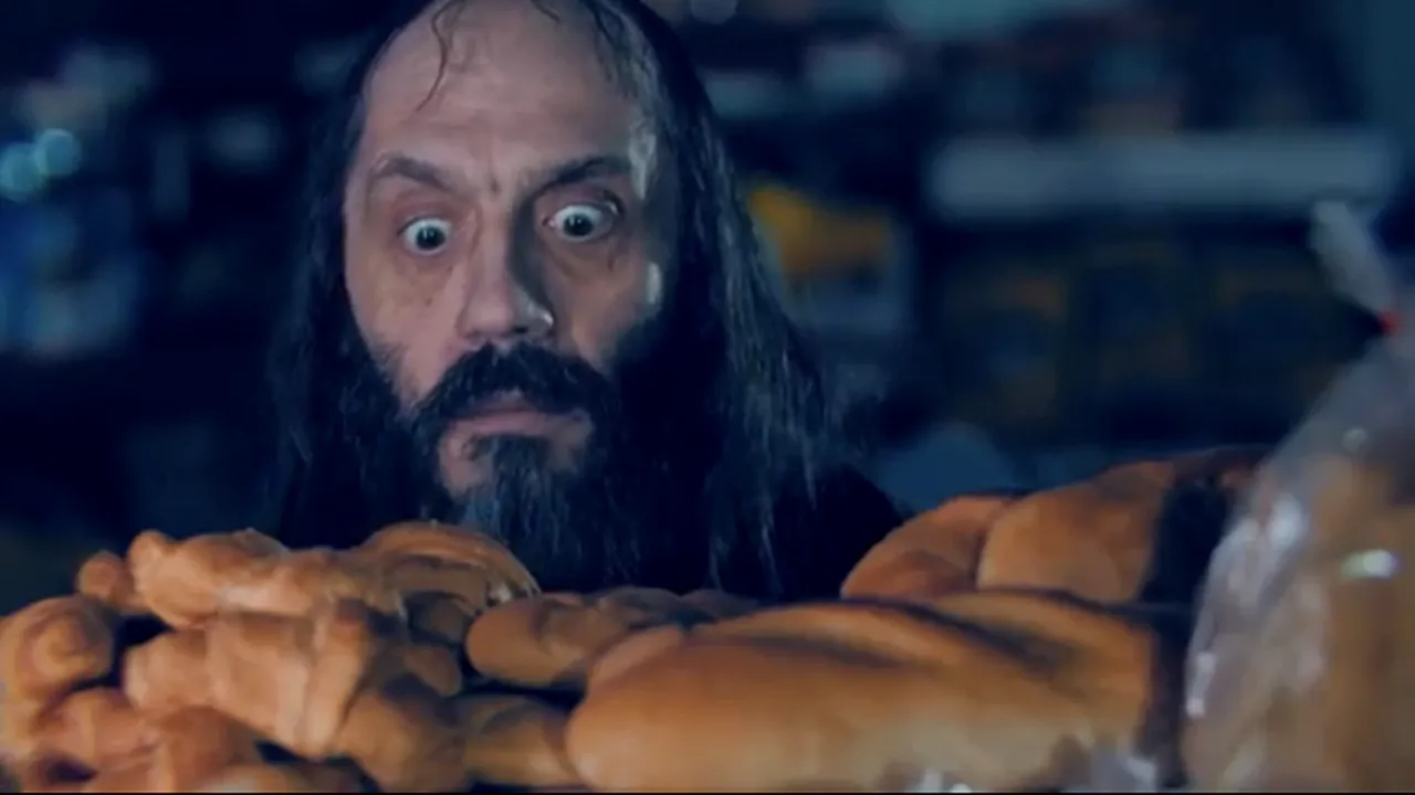 RECLAMA Vel Pitar cu pâinea „fără virusul gripal” a fost interzisă de CNA: „Nu mi se pare deloc în regulă să exploatezi această situaţie”