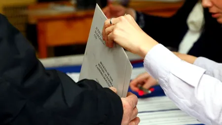 ALEGERI PARLAMENTARE 2012. Vot întrerupt în sectorul 3, după ce oamenii PDL au filmat în secție