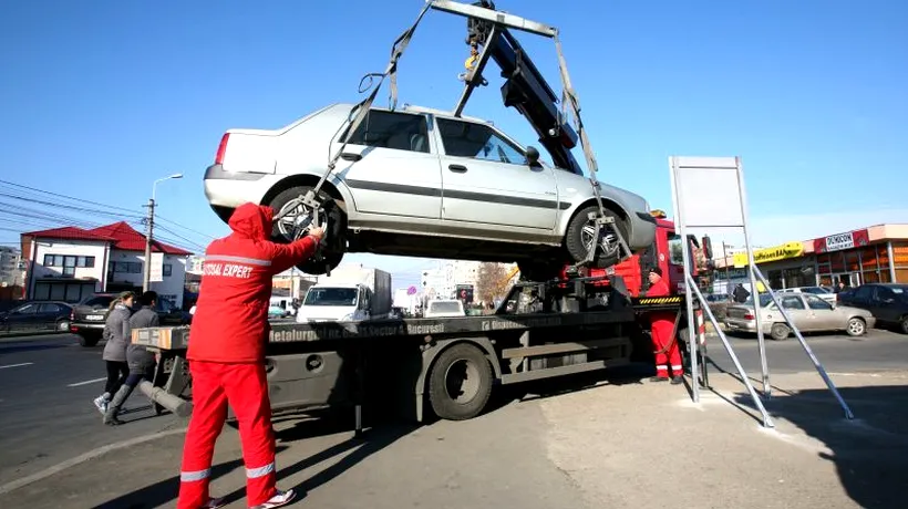 O familie s-a blocat în autoturismul care fusese ridicat pentru parcare ilegală, în Cluj