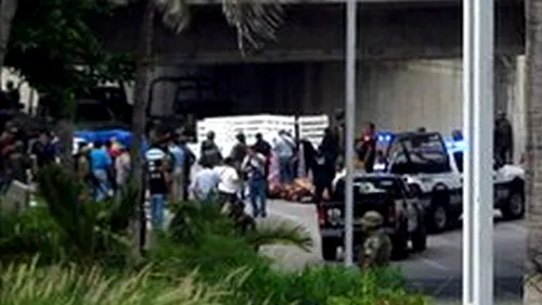 Războiul drogurilor face noi victime în Mexic: 35 de cadavre, descoperite în două camioane