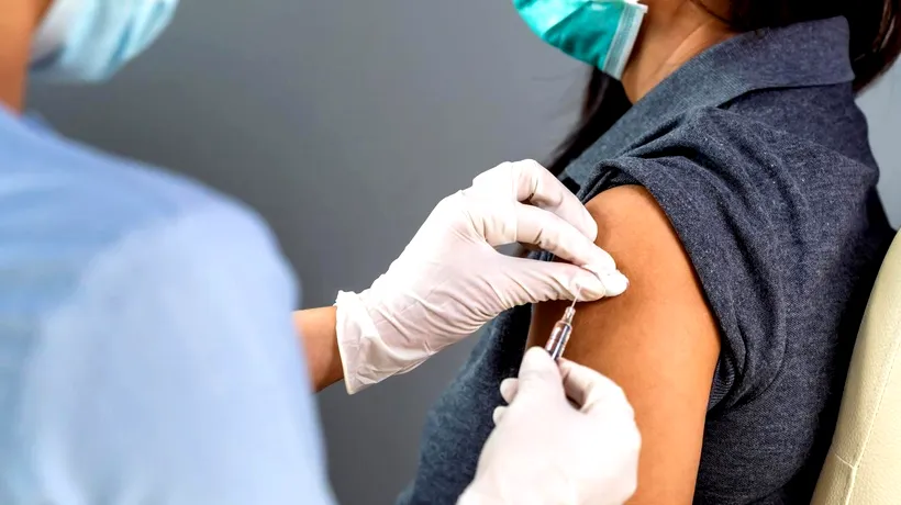 Studiu: Vaccinul Pfizer generează de 10 ori mai mulți anticorpi decât cel chinezesc al Sinovac