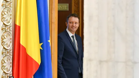 Siegfried Mureșan începe prezentarea programului de guvernare în Parlament. Premierul desemnat exclude depunerea mandatului