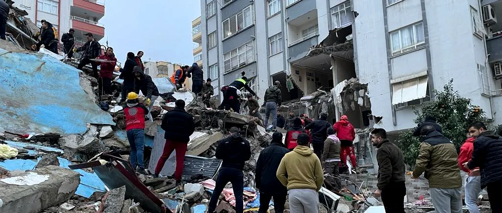 România răspunde apelului de sprijin venit din partea Turciei, în urma cutremurului soldat cu peste 500 de morți / CNSU, convocat luni de premierul Nicolae Ciucă