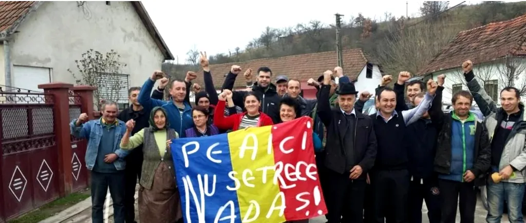 Instanța ADMITE cererile inculpaților în dosarul retrocedării satului Nadăș pe baza unor acte false și SCHIMBĂ încadrarea juridică
