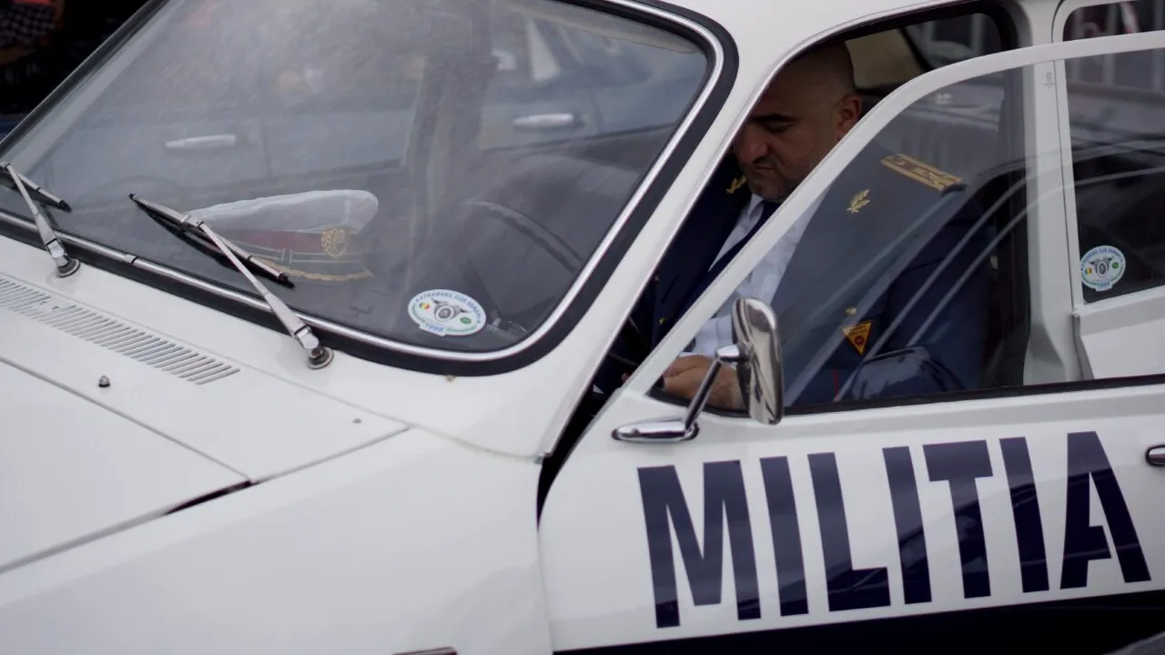 Premieră la Tribunalul Sibiu. Expresia „milițian” nu este calomnie, reclamantul a fost obligat să plătească peste 10.000 de lei pârâtului. Povestea procesului