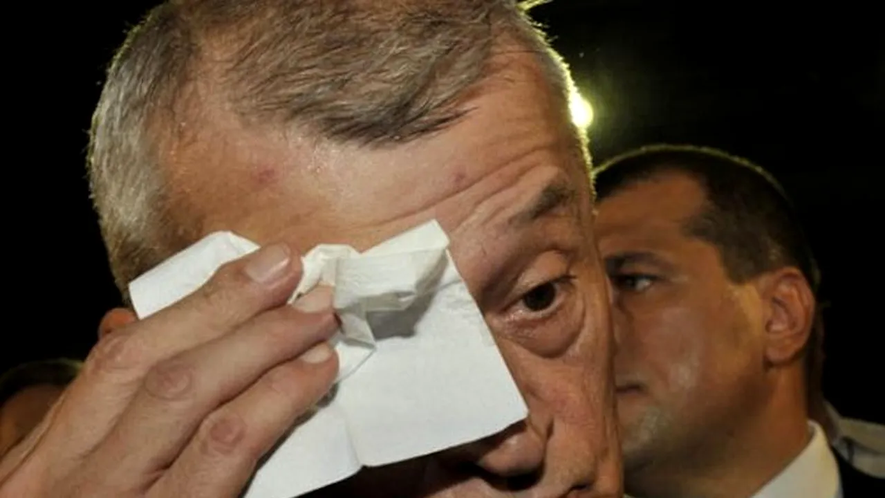 Tribunalul București este asteptat să pronunțe o primă decizie în dosarul lui Sorin Oprescu. Fostul primar al Capitalei, acuzat de luare de mită