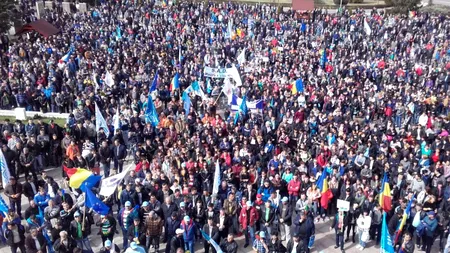 8.000 de oameni au ieșit din nou în stradă ca să ceară construirea unei autostrăzi. Care este „marja destul de optimistă