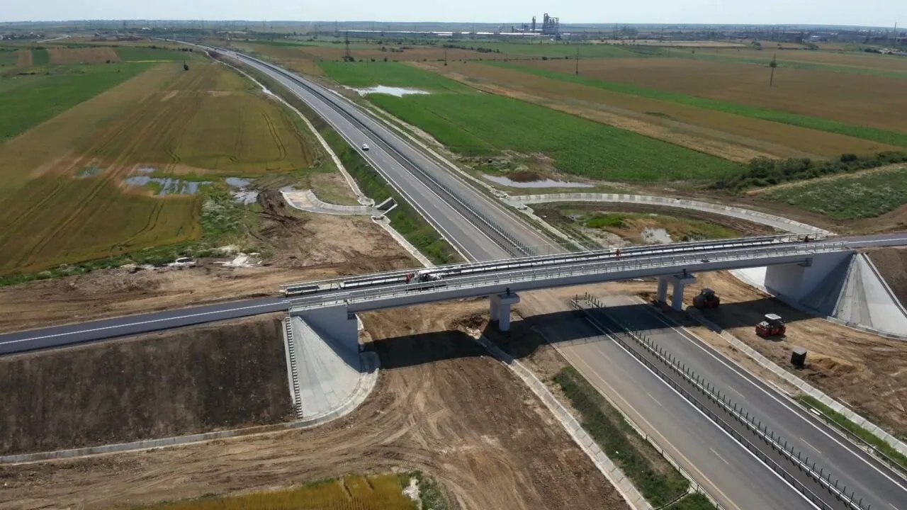 Primul drum expres din România se apropie de finalizare. Când se va circula de la BUCUREȘTI la CRAIOVA pe drum de mare viteză