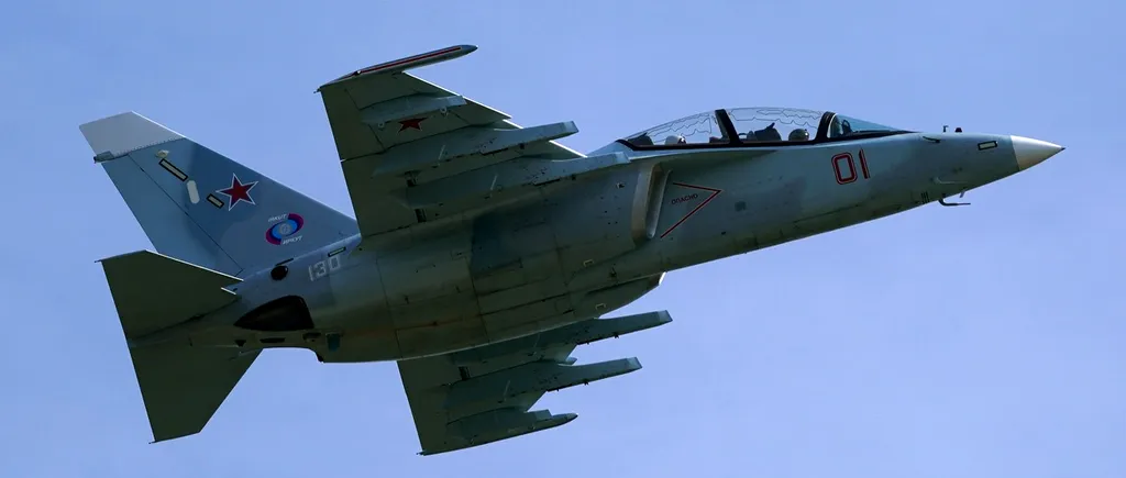 Avion rusesc de asalt, doborât de Forțele Armate ucrainene