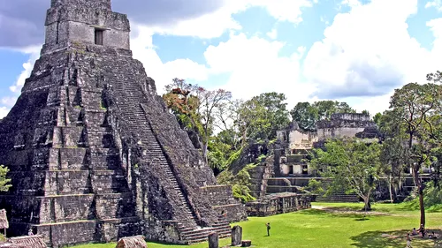 Descoperire arheologică majoră în jungla din Guatemala. Zeci de mii de structuri ale vechilor așezări mayașe, identificate cu ajutorul unei noi tehnologii