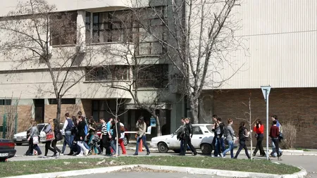 Anchetă în cazul unui medic de familie la care ar fi fost înscriși, fără să știe, sute de studenți