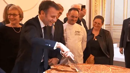 Imagini inedite cu Macron și tarta de Bobotează. Cum a rămas Palatul Élysée fără „regi“