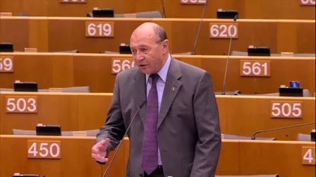 Europarlamentarul Traian Băsescu, despre vaccinul AstraZeneca: „Multe ţări încearcă să ia decizii politice”
