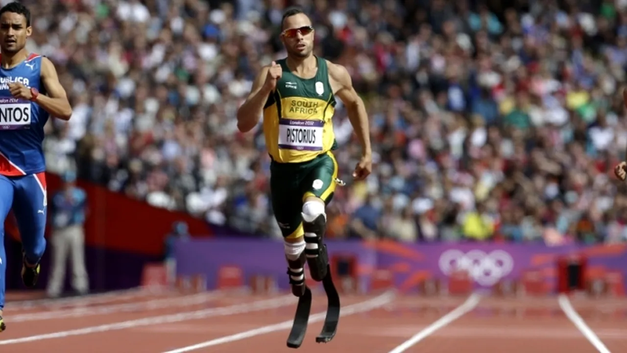 JO LONDRA 2012. OMUL FĂRĂ PICIOARE FACE ISTORIE: Oscar Pistorius s-a calificat în semifinale la 400 de metri. FOTO+VIDEO