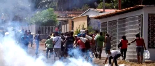 Oamenii înfometați atacă ferme și magazine în Venezuela. Poliția și armata trag în populație: cel puțin patru persoane au fost ucise și alte 16 au fost rănite