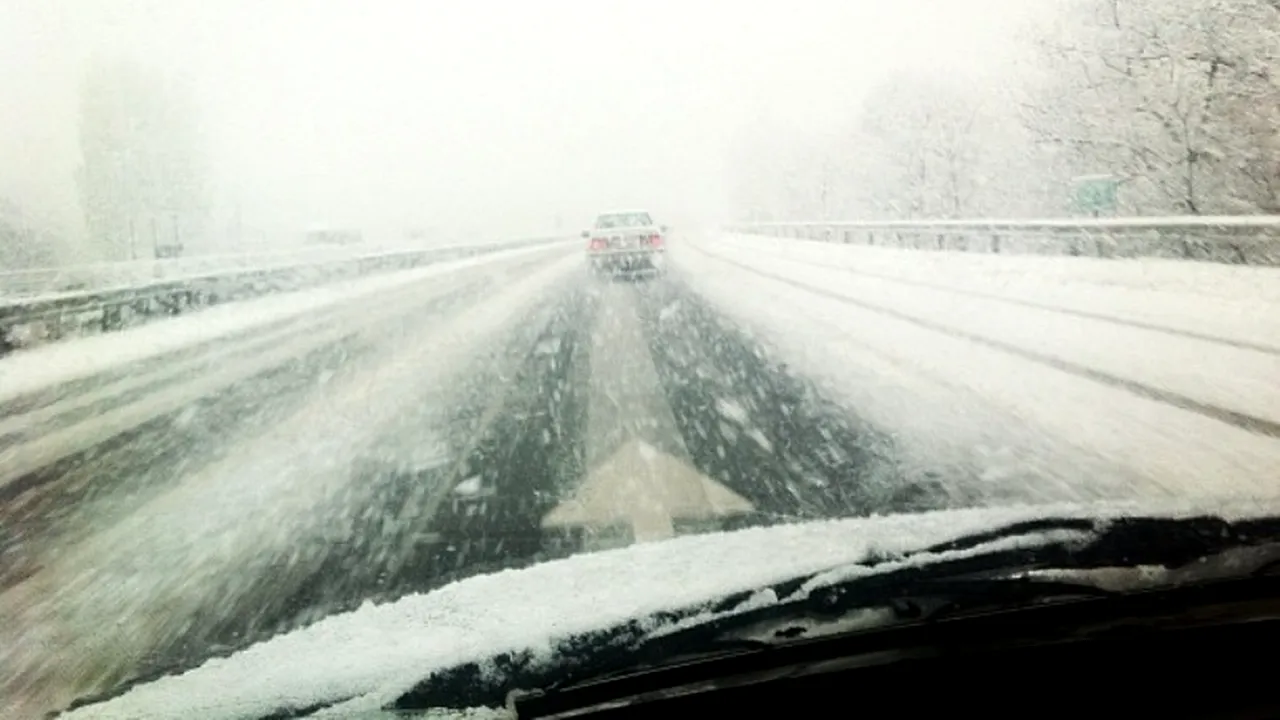 Prima cădere de zăpadă din Ungaria a provocat întârzieri ale trenurilor și accidente rutiere