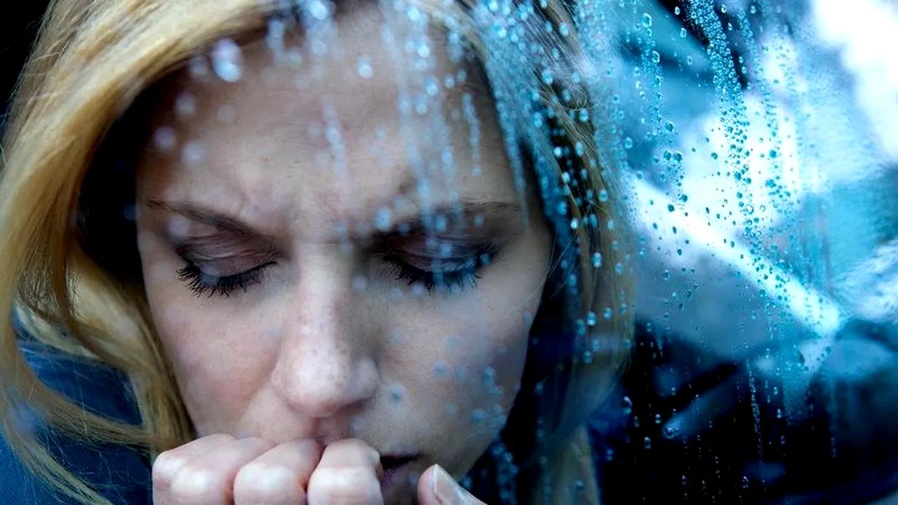 Cum scăpăm de teama că ne îmbolnăvim de COVID / Persoanele anxioase dezvoltă o frică mai mare!