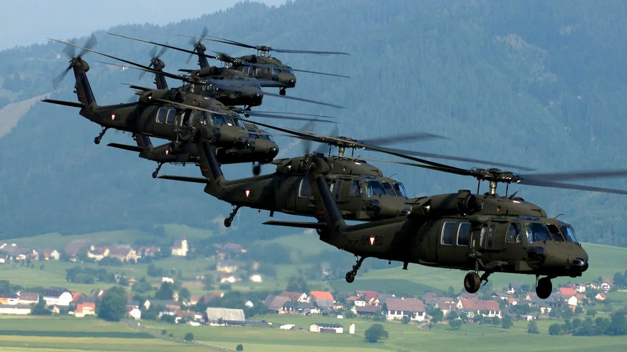 Celebrele elicoptere de asalt UH-60 Black Hawk, aduse de americani în România