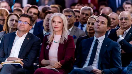Costel Alexe, trimis în judecată de DNA în dosarul „TABLA”, în dreapta ministrului JUSTIȚIEI, Alina Gorghiu la lansarea programului de guvernare PNL