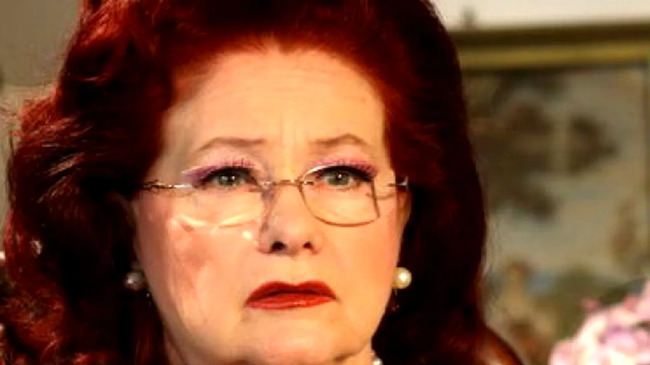 Stela Popescu, internată în spital