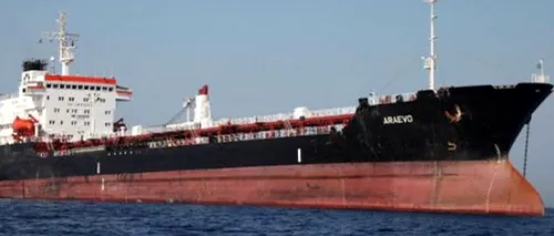 MAE: Petrolierul bombardat în Libia, la bordul căruia este trupul unui român, a sosit în Grecia