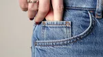 La ce folosește buzunarul mic al blugilor, de fapt