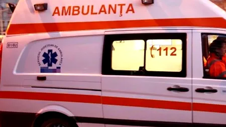 Tânără din București, electrocutată după ce a călcat într-o baltă în care erau căzute fire electrice. Unde s-a întâmplat