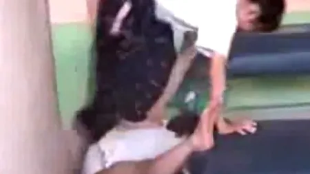 VIDEO: Cum sunt antrenați copiii chinezi pentru ca țara să câștige medalii la gimnastică