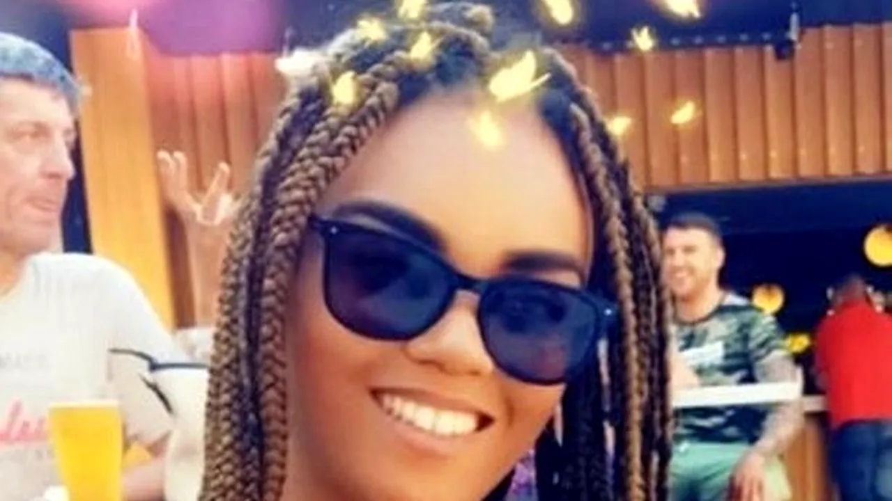 Tragedie la Ibiza. A căzut de la balconul hotelului, chiar sub ochii iubitului! Au apărut imaginile cu tânăra de 24 de ani care și-a pierdut viața în concediu