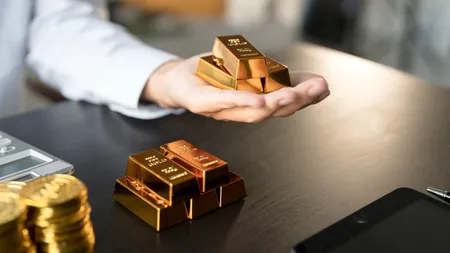 AURUL, noua obsesie a investitorilor români. Vânzările s-au dublat față de anul trecut