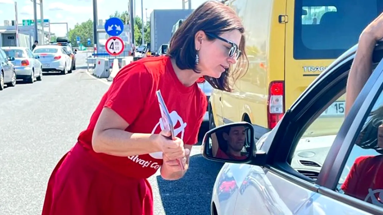 Campanie pentru copiii rămași acasă: Peste 21.000 de copii români nu au niciun părinte cu ei în țară, iar 9% dintre ei sunt în această situație de peste 10 ani