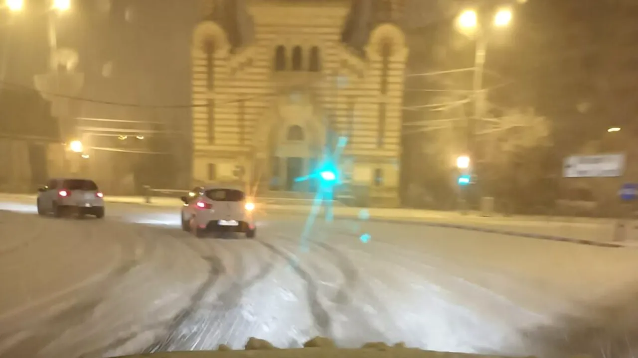 Accident grav în Prahova. Opt persoane au fost rănite după coliziunea între două autoturisme și un autobuz