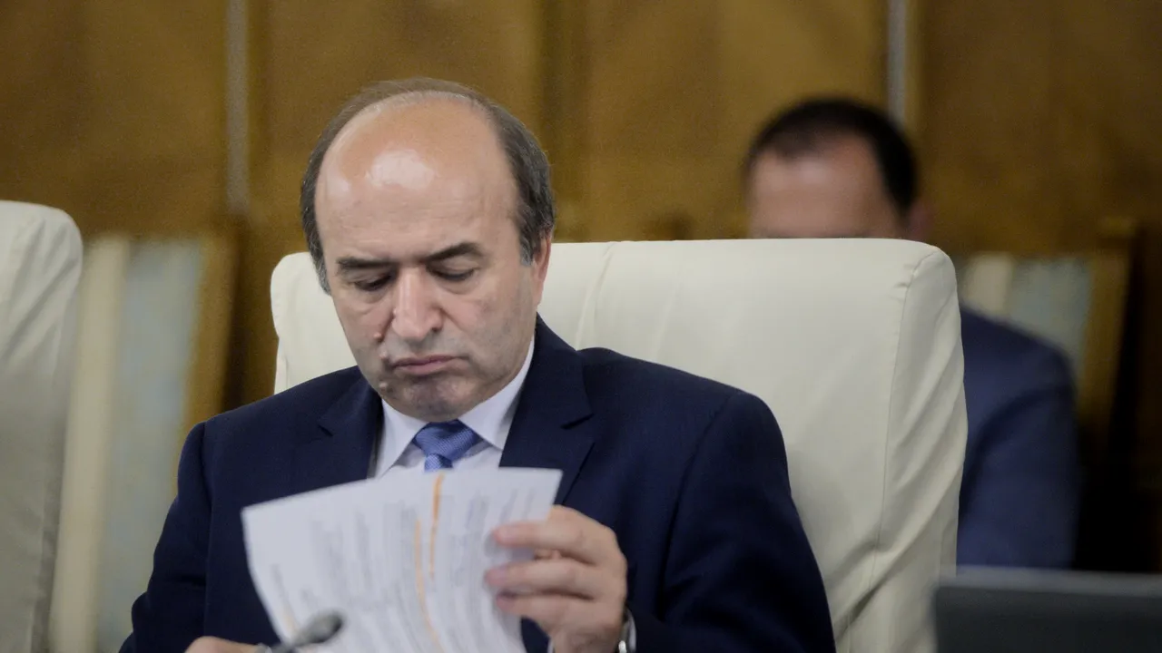 Își va depăși umbra ministrul Justiției?