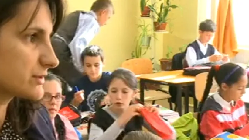 Surpriză pentru acești elevi din Bacău în prima zi de școală. Când au ajuns cu ghiozdanele acasă, unii părinți au luat foc: „Pentru ce au făcut asta?!
