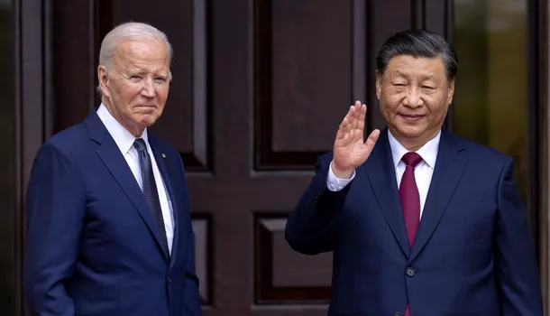 <span style='background-color: #1e73be; color: #fff; ' class='highlight text-uppercase'>EXTERNE</span> Financial Times: Xi Jinping, îndemnat de consilieri să reacționeze PRUDENT la taxele vamale impuse Chinei de Biden