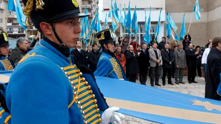 Sf. Gheorghe. Peste 2.200 de persoane au semnat pentru a deveni parte în procesul privind steagul orașului 